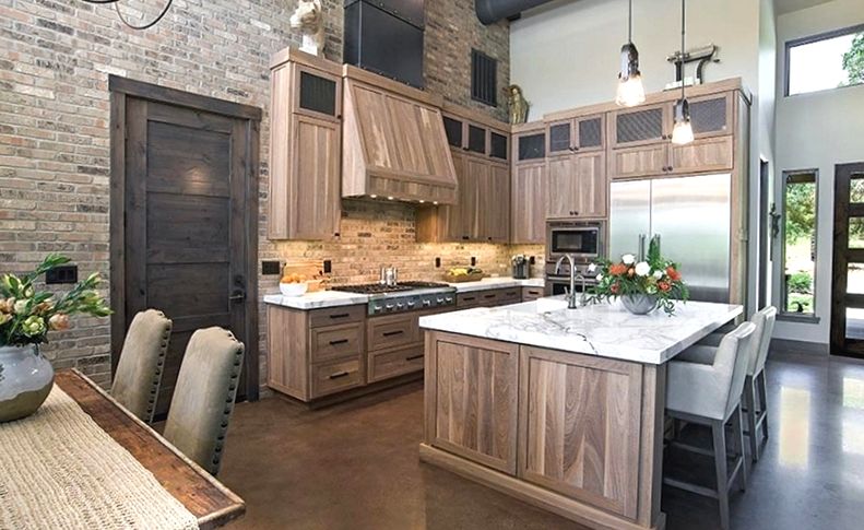 5 Options for Sprucing Up Kitchen Cabinets