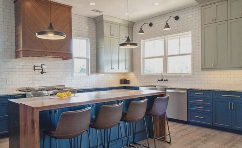 5 Options for Sprucing Up Kitchen Cabinets