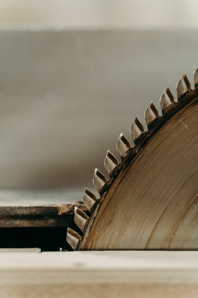 How to Change a Table Saw Blade