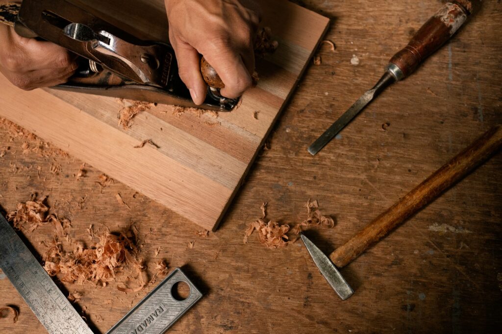 Beginner Woodworking FAQ: How Can I Get Started?